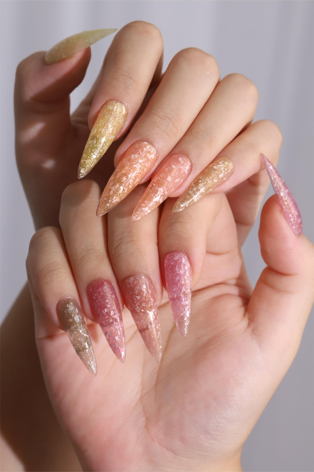 Summer Vacation Gel Nail Art: Let Your Fingertips Shine with Summer Radiance